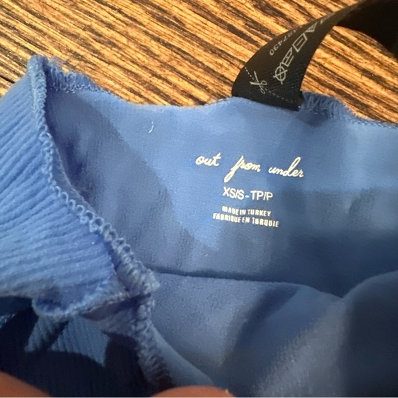 Out From Under NWT Royal Blue Crop Tank - Picture 3 of 3